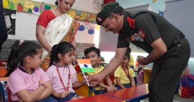 PVC Awardee Subedar Major Sanjay Kumar Visits Paragon School – 71