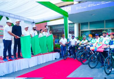 Desh Bhagat Radio in collaboration with State Bank of India organised a Cyclothon on environment day